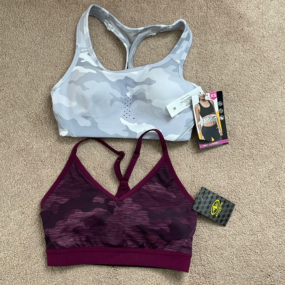 Avia Women's Ventilated Molded Cup Sports and Athletic Sports Bra XS